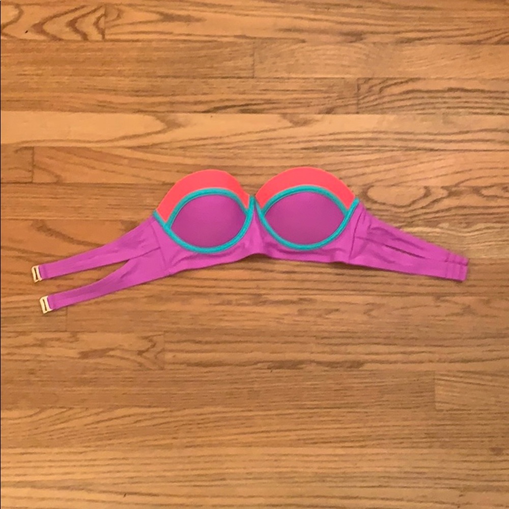 **Never Worn** Bandeau Bathing Suit Top